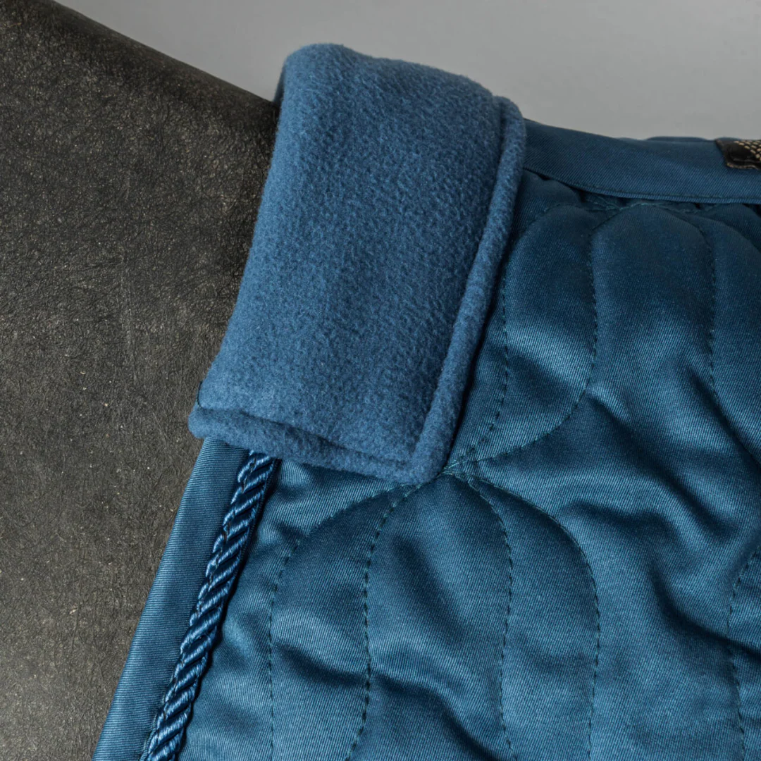 Back on Track Deep Nights Fleece Cooler - Image 7