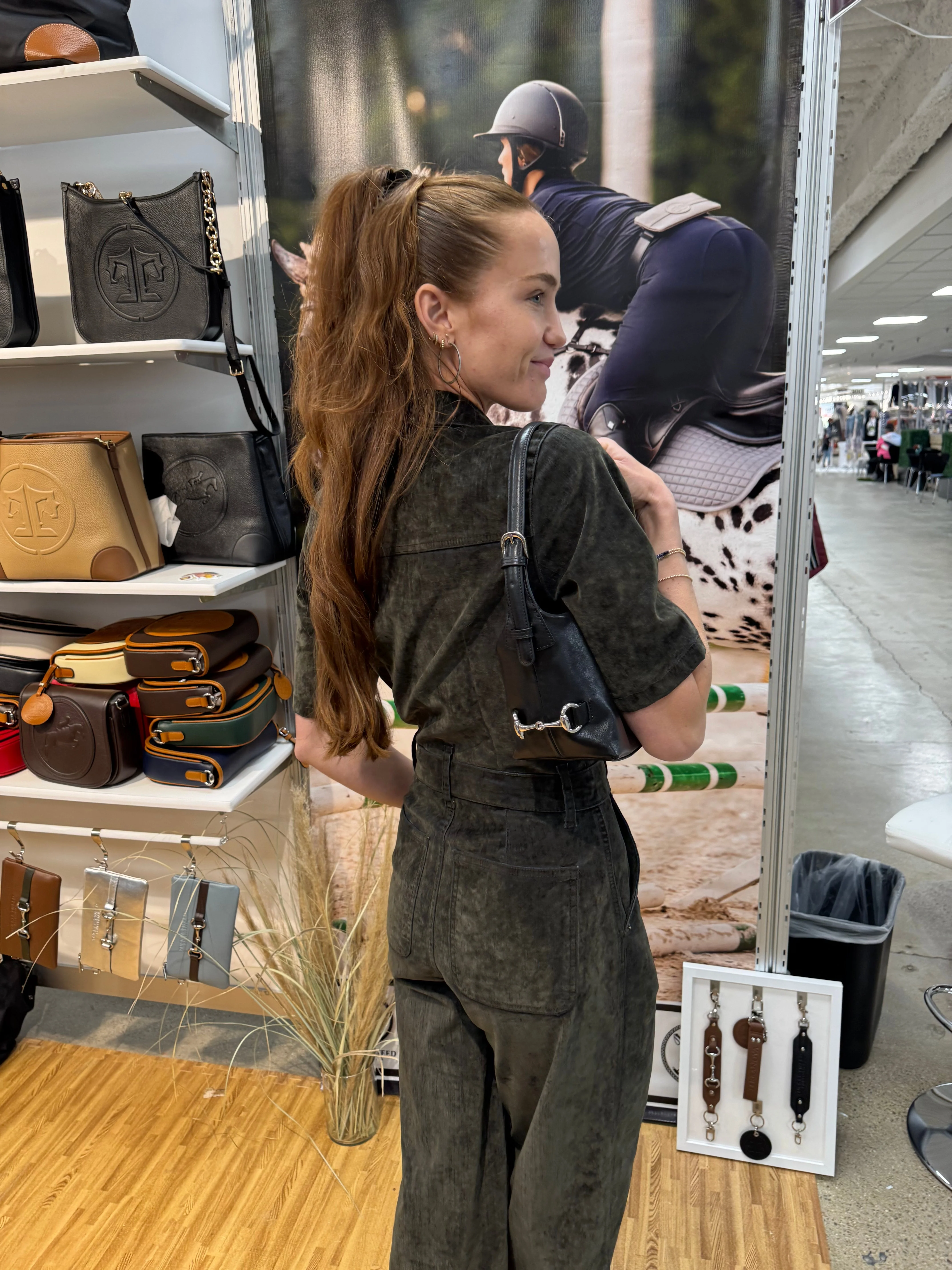 Tucker Tweed Equestrian Bethany Bit Bag - Image 7