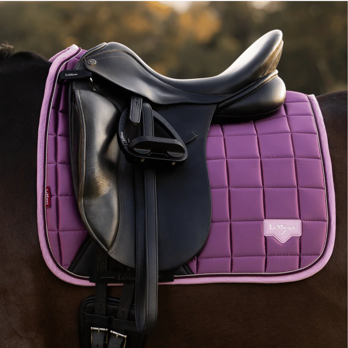 LeMieux Loire Classic Dressage Saddle Pad - Image 4